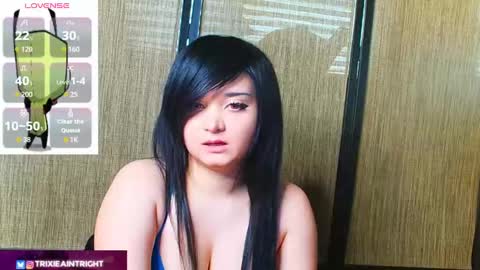 Snapshot of trixiedoescamcam chatting on 25, 9, 2025 trixiedoescamcam online show from 25, 9, 2025