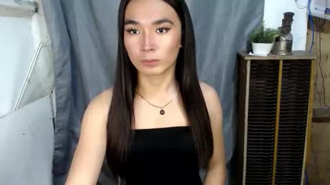 trixieliciouss online show from 9, 9, 2025