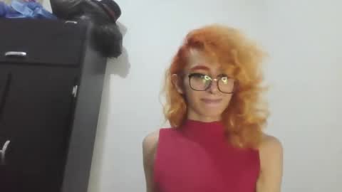 Trixy Rose online show from 3, 1, 2025