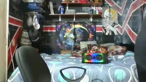 Snapshot of trizquelmen chatting on 3, 3, 2026 Andrew online show from 3, 3, 2026