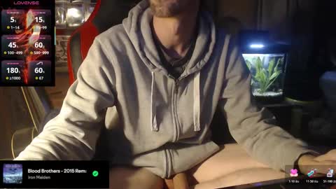 Snapshot of trooper0690 chatting on 11, 11, 2025 trooper0690 online show from 11, 11, 2025