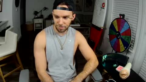Snapshot of troy_greenxo chatting on 30, 6, 2026 Troy Green online show from 30, 6, 2026