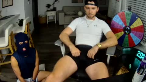 Snapshot of troy_greenxo chatting on 18, 7, 2026 Troy Green online show from 18, 7, 2026