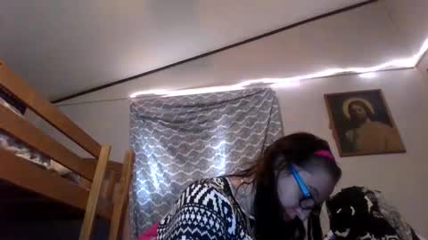 Snapshot of truckerswifetobe chatting on 12, 12, 2024 TruckersWifeToBe online show from 12, 12, 2024