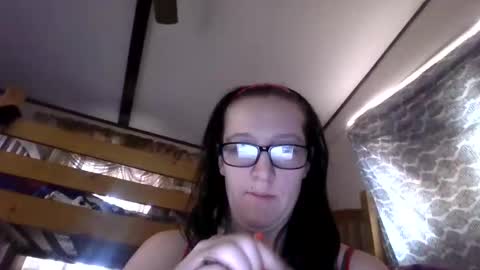 Snapshot of truckerswifetobe chatting on 12, 12, 2024 TruckersWifeToBe online show from 12, 12, 2024