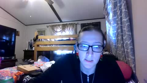 Snapshot of truckerswifetobe chatting on 16, 12, 2024 TruckersWifeToBe online show from 16, 12, 2024