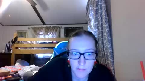 Snapshot of truckerswifetobe chatting on 16, 12, 2024 TruckersWifeToBe online show from 16, 12, 2024