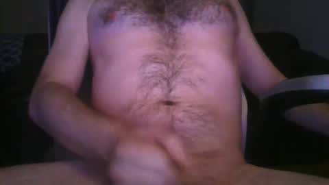 Snapshot of truegntlmn chatting on 4, 2, 2025 TrueGntlmn online show from 4, 2, 2025