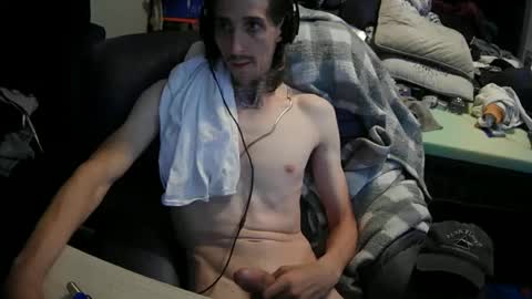 Snapshot of truewoodpecker chatting on 10, 9, 2025 truewoodpecker online show from 10, 9, 2025