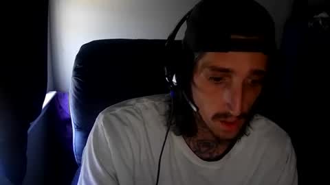 Snapshot of truewoodpecker chatting on 3, 11, 2025 truewoodpecker online show from 3, 11, 2025