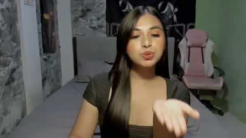 Snapshot of ts_barbie28 chatting on 22, 12, 2024 KC online show from 22, 12, 2024