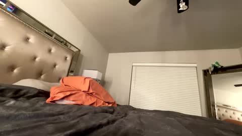 Snapshot of tsfoxx chatting on 5, 2, 2025 tsfoxx online show from 5, 2, 2025