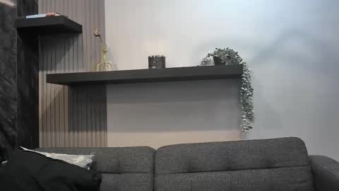 Lexi Longg online show from 29, 4, 2026