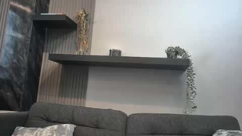 Lexi Longg online show from 22, 7, 2026