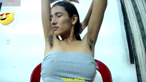 Snapshot of tsmilingg chatting on 17, 10, 2025  Dulce  online show from 17, 10, 2025