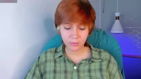 Snapshot of tsuki_maru chatting on 25, 5, 2026 Maru online show from 25, 5, 2026