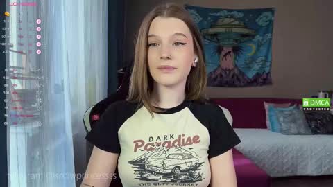 Sonya on vacation until  online show from 18, 9, 2025