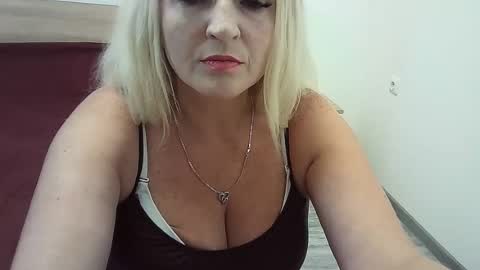 Ttrnynela online show from 3, 8, 2026