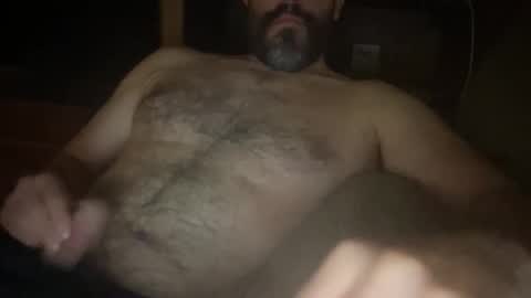 tuckerchase online show from 17, 10, 2025