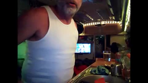 tudorjohn online show from 10, 5, 2026