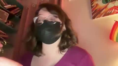 Snapshot of tulipisnotaperson chatting on 11, 2, 2026 Tulip online show from 11, 2, 2026