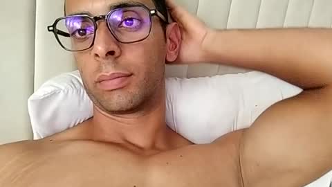 Snapshot of tunisiensexyguy chatting on 28, 7, 2026 TunisienSexyGuy online show from 28, 7, 2026