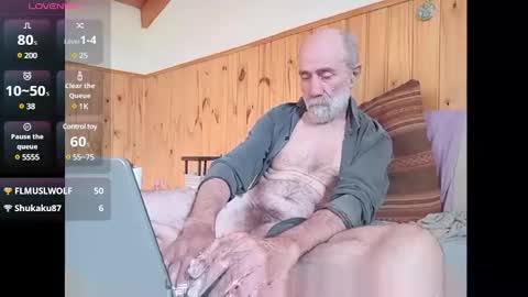 Papi Facu online show from 24, 1, 2025