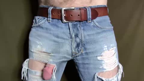 Snapshot of turquoise_metallic chatting on 27, 9, 2025 Phil Box online show from 27, 9, 2025