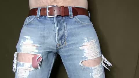 Snapshot of turquoise_metallic chatting on 24, 10, 2025 Phil Box online show from 24, 10, 2025