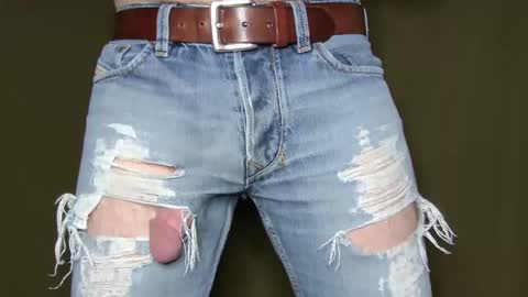 Snapshot of turquoise_metallic chatting on 16, 11, 2025 Phil Box online show from 16, 11, 2025