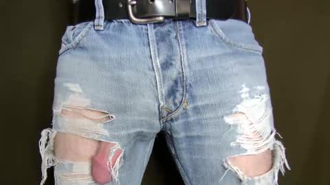 Snapshot of turquoise_metallic chatting on 12, 1, 2026 Phil Box online show from 12, 1, 2026