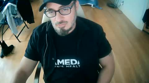 Snapshot of tuscan_taurus chatting on 31, 10, 2025 tuscan_taurus online show from 31, 10, 2025