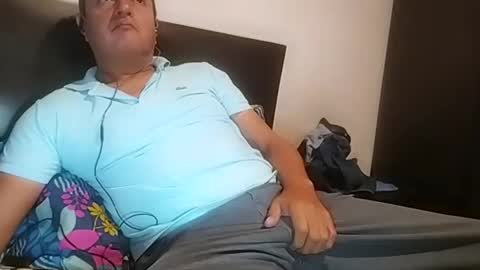 Snapshot of tuserasmia chatting on 4, 7, 2026 Mario Ramirez online show from 4, 7, 2026