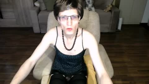 Clementine online show from 19, 7, 2026