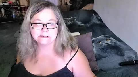 Lana online show from 12, 1, 2026