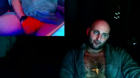 Snapshot of twardyidlugi chatting on 25, 12, 2024 twardyidlugi online show from 25, 12, 2024