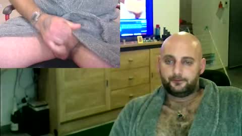 Snapshot of twardyidlugi chatting on 1, 11, 2025 twardyidlugi online show from 1, 11, 2025