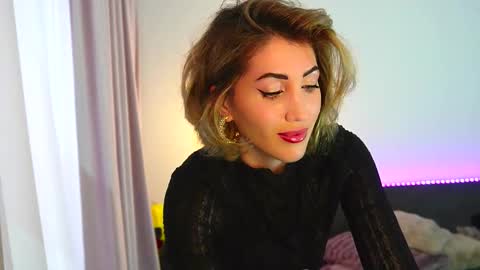 MayCarrey online show from 6, 10, 2025