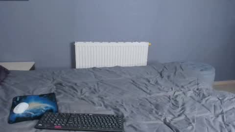 Snapshot of twelveeek chatting on 28, 11, 2025 Angus online show from 28, 11, 2025