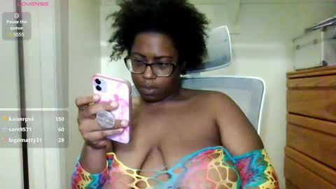 Snapshot of twiceasbadd_ chatting on 12, 1, 2025 onlyfanstwiceasbadd online show from 12, 1, 2025