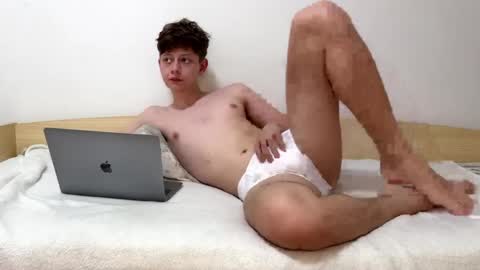 Snapshot of twink0dream chatting on 31, 5, 2026 twink0dream online show from 31, 5, 2026