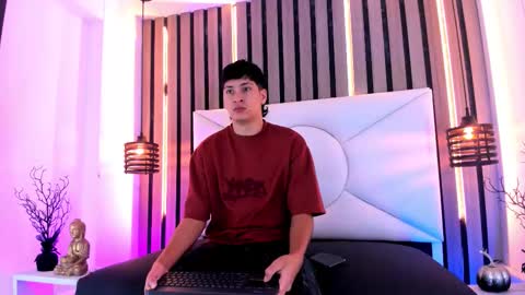 Snapshot of twink_bunny chatting on 31, 10, 2025 samu online show from 31, 10, 2025