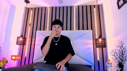 Snapshot of twink_bunny chatting on 11, 11, 2025 samu online show from 11, 11, 2025