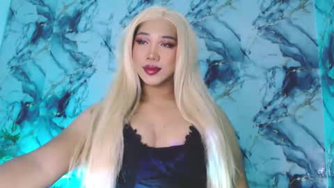 Cheska Schock online show from 19, 10, 2025