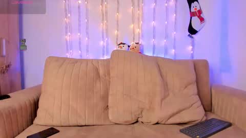 twinksboys_23 online show from 20, 12, 2025