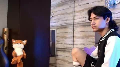 twinslovers_ online show from 9, 3, 2026