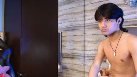 twinslovers_ online show from 21, 3, 2026