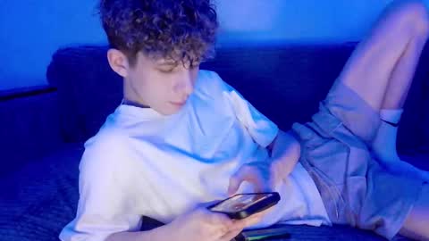 TwiShadow online show from 13, 3, 2026