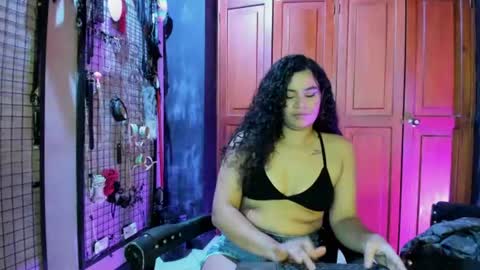 Snapshot of twisted_fantasy_ chatting on 3, 8, 2026 Clio Tadeo online show from 3, 8, 2026