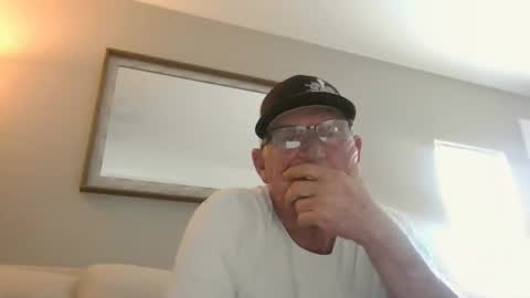 twistedtrucker online show from 4, 4, 2026